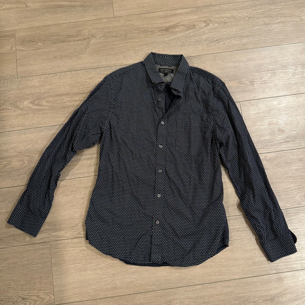 Banana Republic Soft Wash Tailored Slim Fit Long-sleeve Dress Shirt - Medium
